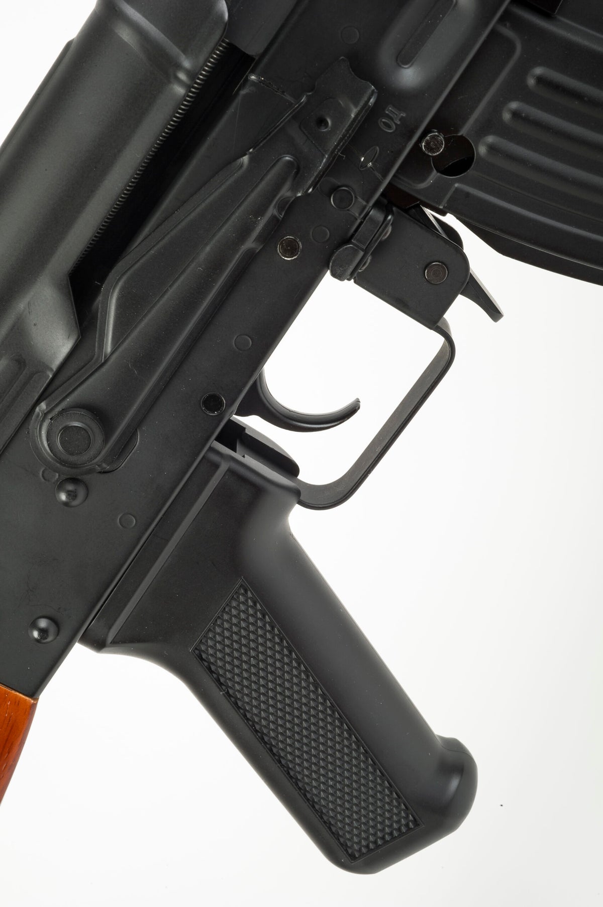 Kalashnikov AK74 UM 'Brothers in Arms' CO2 powered, Steel 4.5mm BB Replica Rifle
